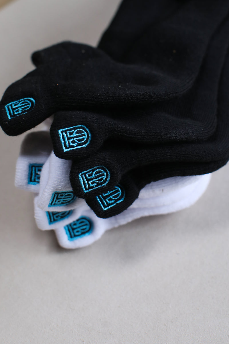 Solid Black Two Pack - Extra Cushioned Ankle Socks